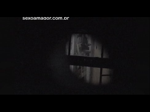 ❤️ Blondiin saab salaja videolevi naabruskonna voyeuri poolt peidetud õõnsate telliskivide taha peidetud ❤️❌ Pornovideo at et.pornsexer.ru ️❤